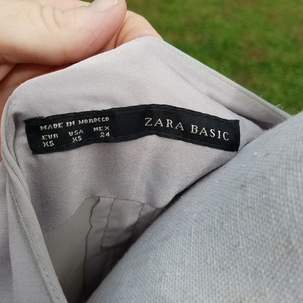 Zara Basic Studded Shoulder V Neck Blouse Xs - image 3